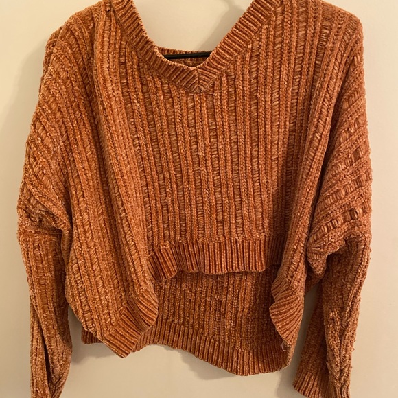 Cropped sweater - Picture 1 of 1